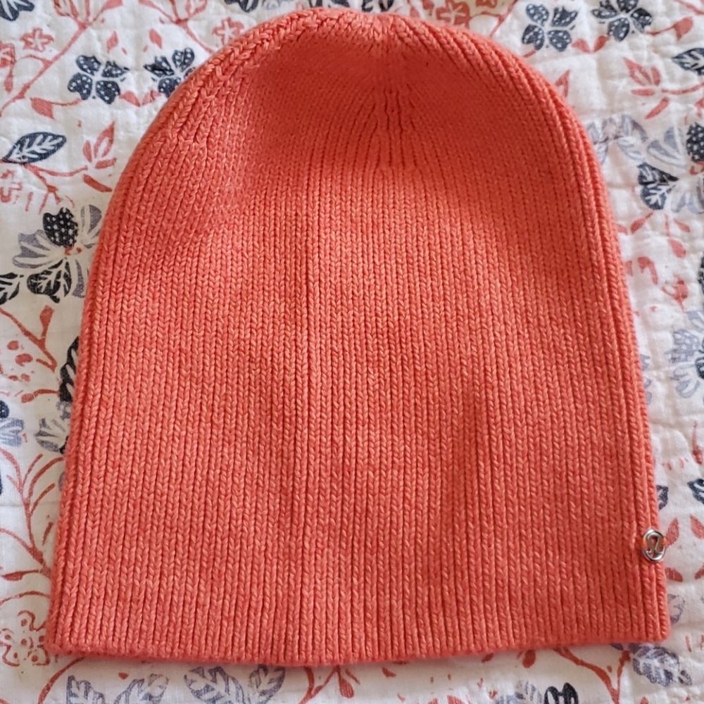 Lululemon beanie